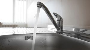kitchen faucet water flow