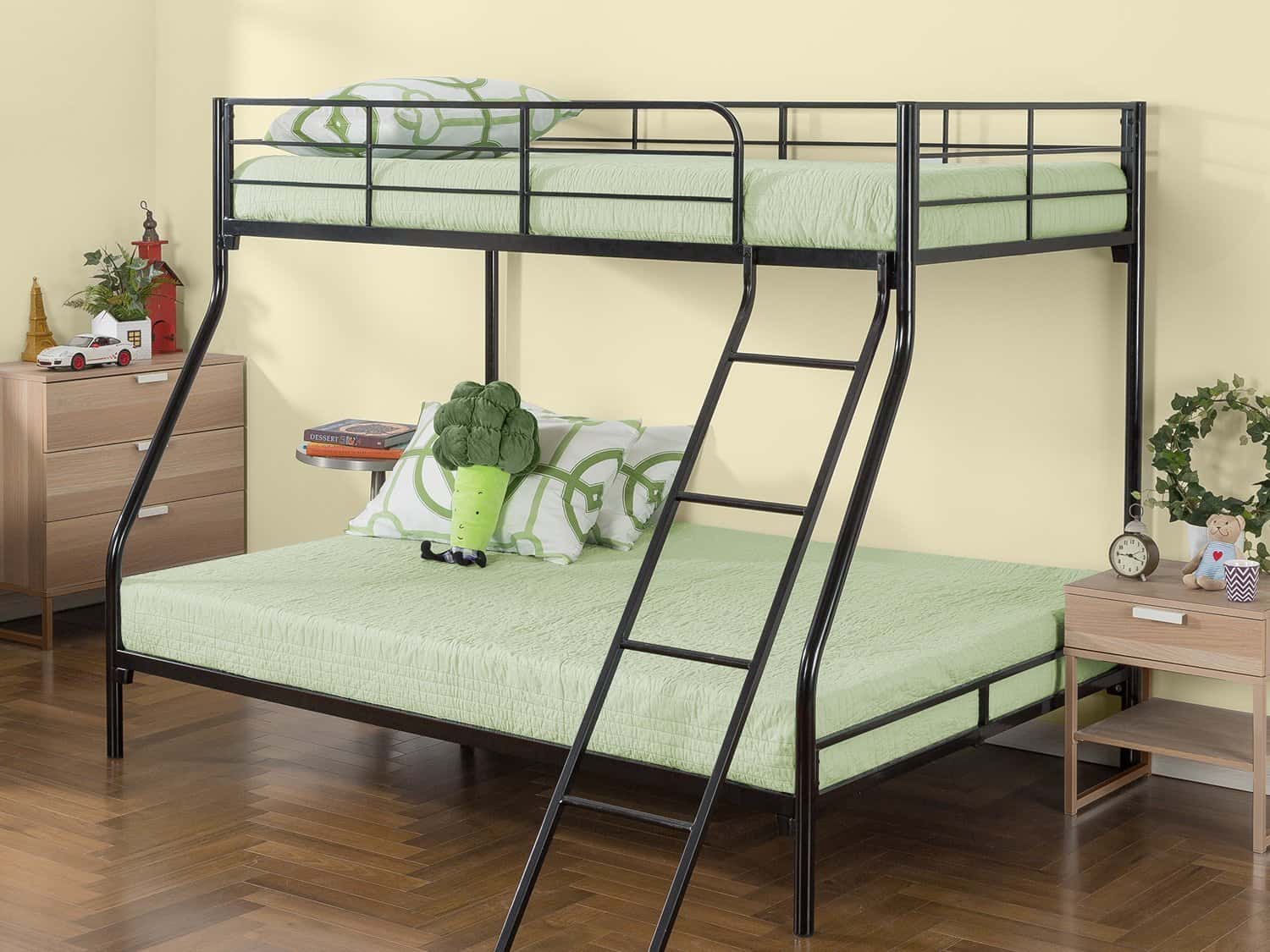 9 Best Bunk Beds Slumber Safely In 2018 Bestazy Reviews Zinus Easy Assembly Quick Lock Metal Bed Twin Over Full