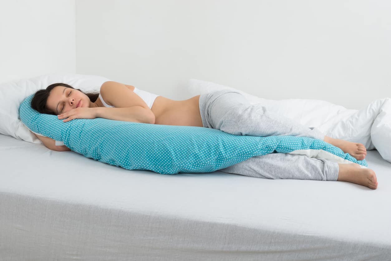 13 Comfortable Body Pillow Reviews – Get Comfortable Sleep In 2022