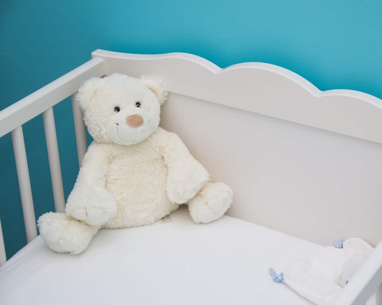 10 Safe and Solid Baby Crib Reviews — Let Your Bundle of Joy Sleep Soundly in 2023