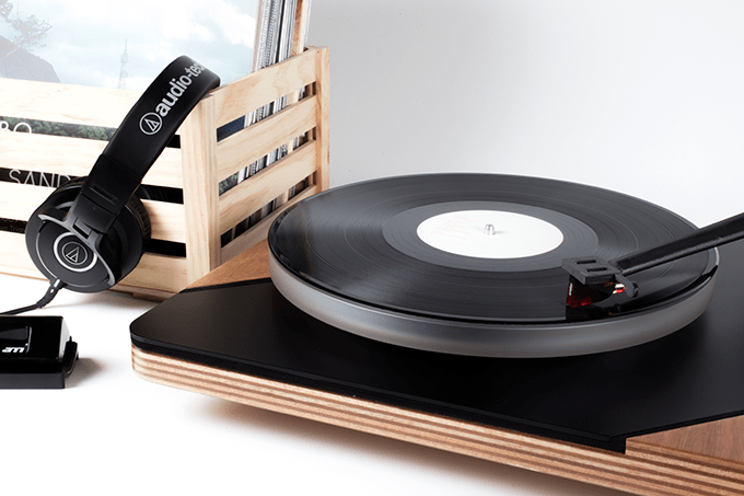 High Performing Turntable