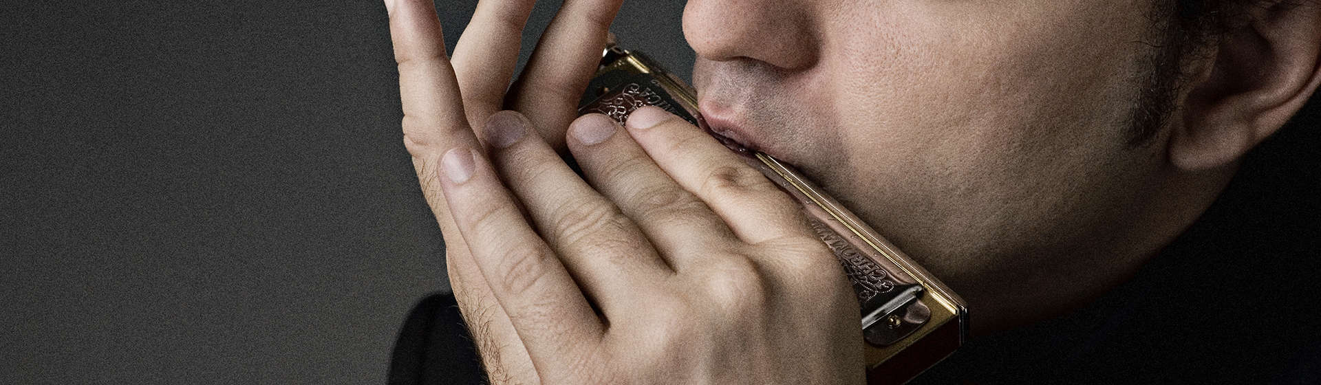 A Beginner’s Guide to How to Play Harmonica