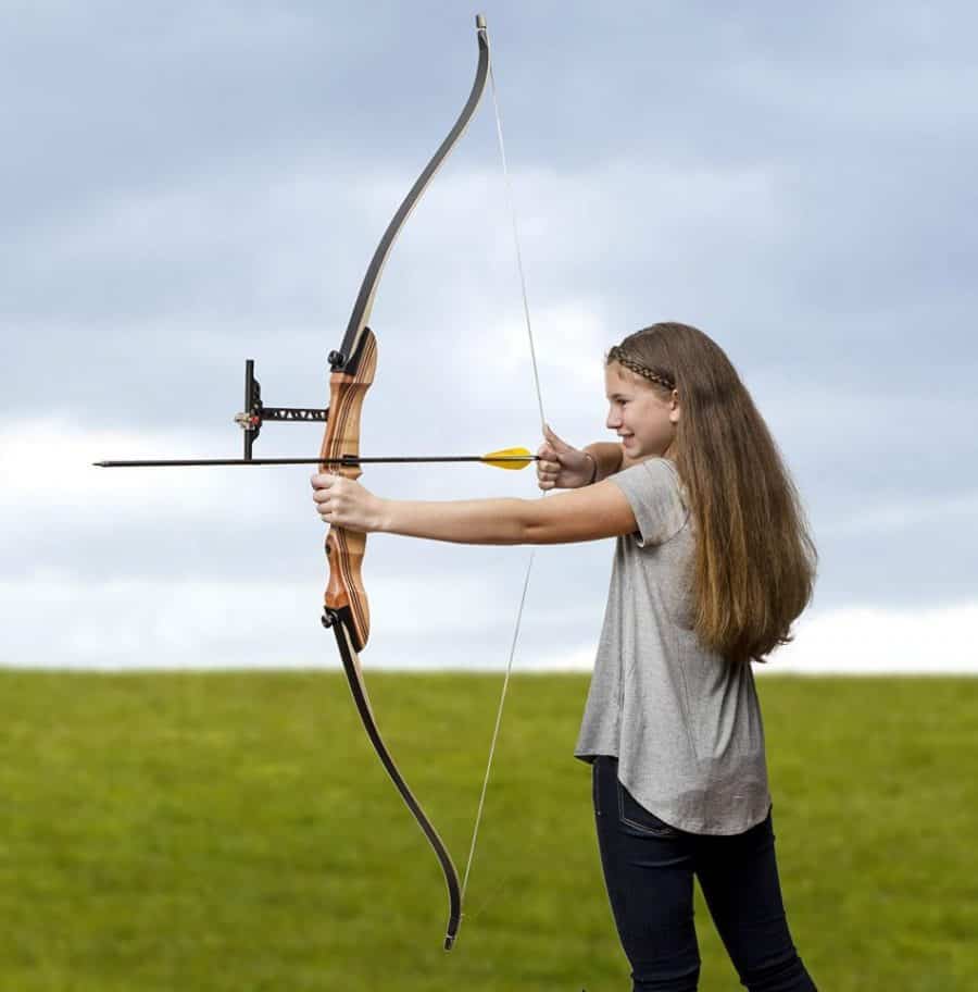 7 Best Recurve Bow - Shoot Straight in 2025 - Bestazy Reviews